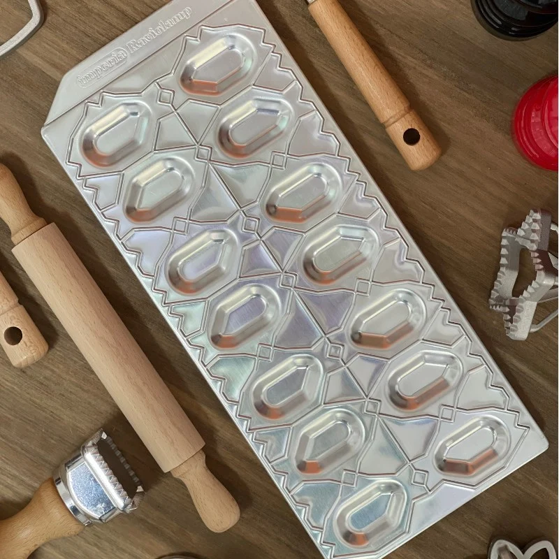 Bandeja para hacer raviolis forma de pez - Imagen 3