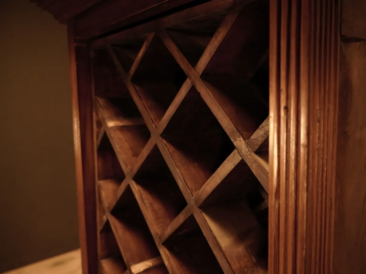 Botellero de Vinos en Madera de Teca Roja Estilo Colonial - Imagen 5