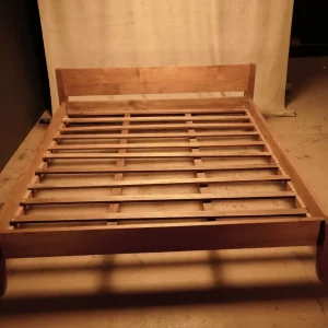 Cama de madera de teca 180x180 cm - Estilo minimalista natural