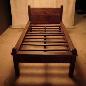 Cama individual de madera maciza estilo rústico 180x90