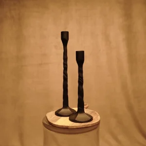 Candelabro de Metal Negro mate estilo Japandi Contemporaneo