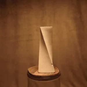 Candelabro de Piedra caliza torneado estilo Japandi