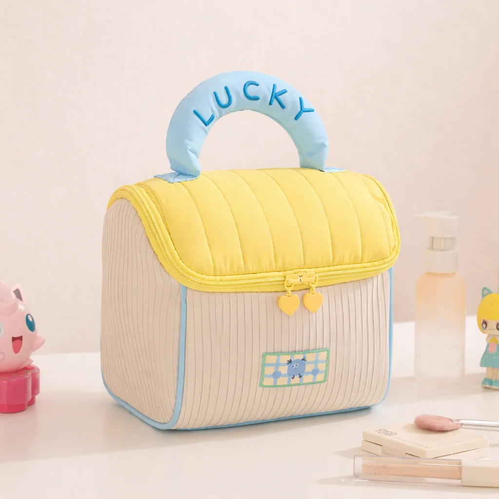 Cosmetiquera Portátil “Lucky” - Imagen 9