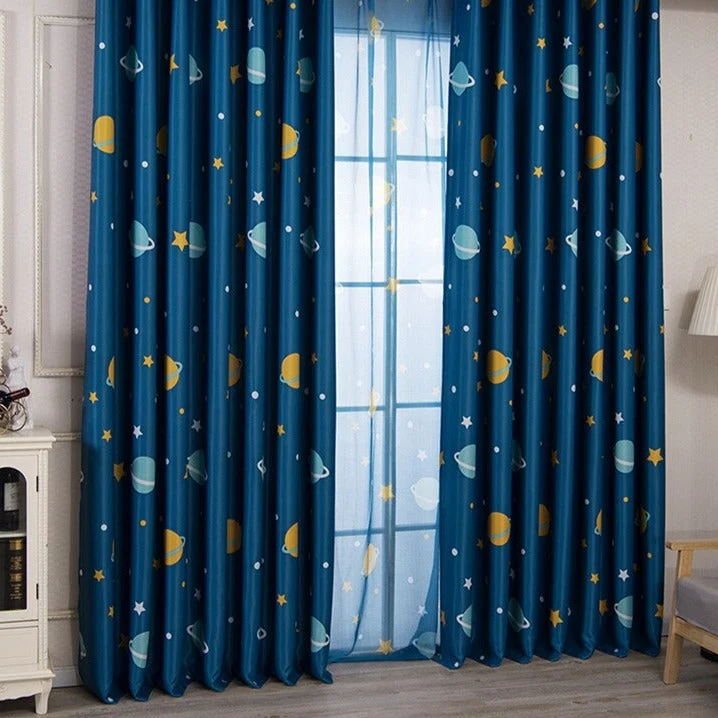Visillo infantil con estrellas para dormitorio. - Imagen 3