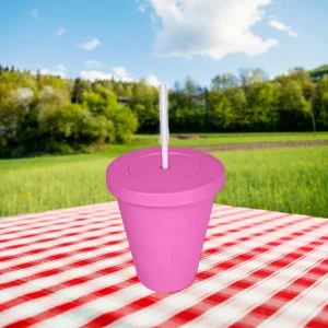 Vaso con tapa y popote