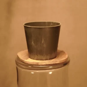 Maceta redonda de Material Reciclado Antracita Estilo Rústico