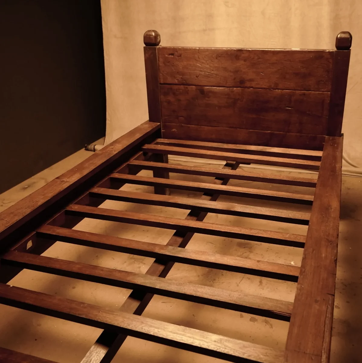 Cama individual de madera maciza estilo rústico 180x90 - Imagen 5