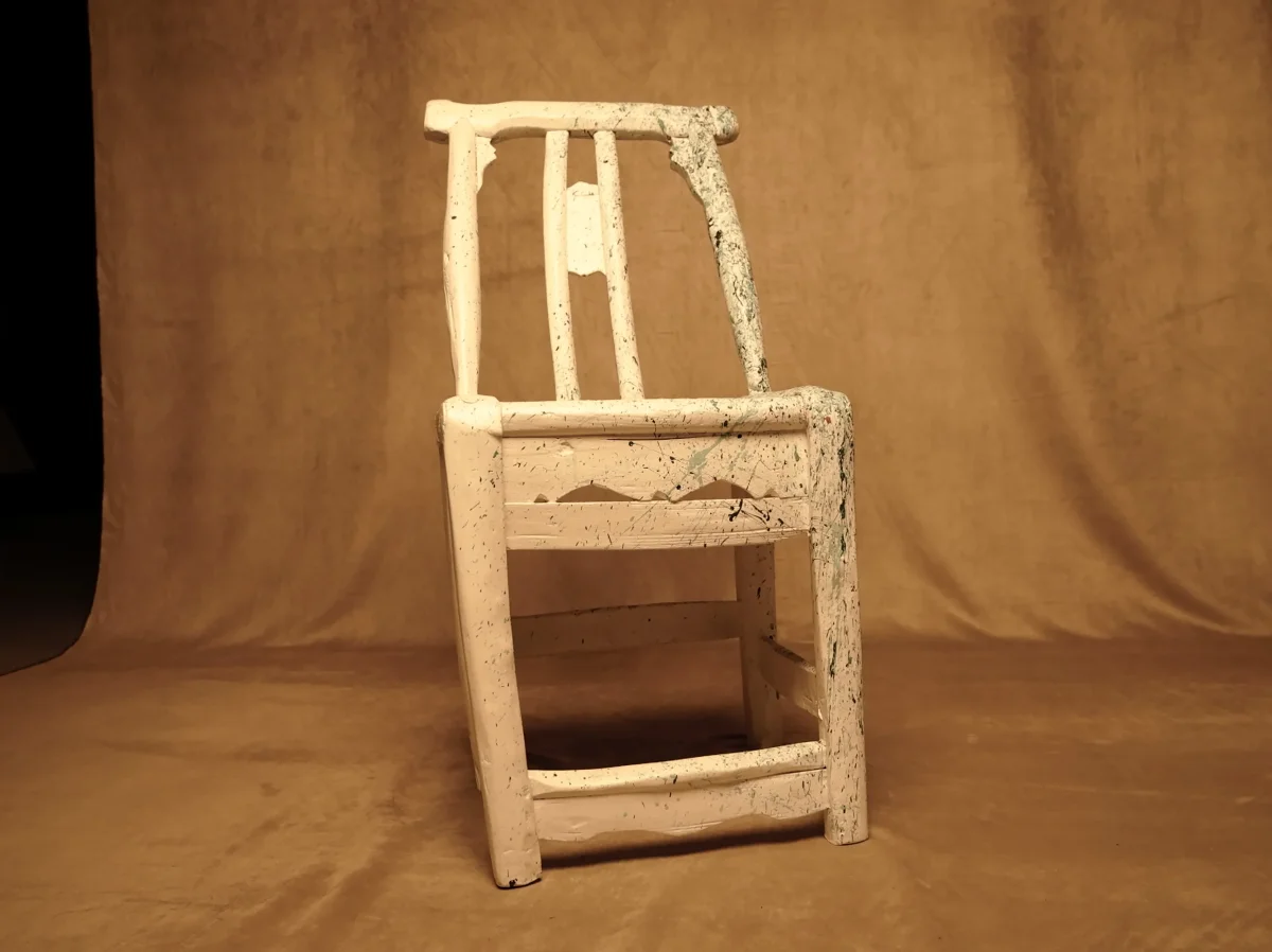 Silla Restaurada Intervenida - Pieza única - Imagen 3