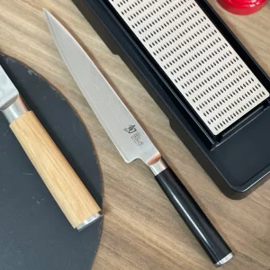 Cuchillo Utilitario Shun Classic 15cm Acero Damasco Kai DM-0701