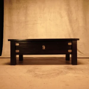 Mesa de centro de madera estilo náutico